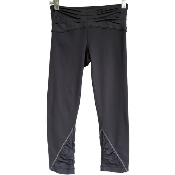 Lululemon Embrace Crop Capri Legging Women's Size 4 Gray Ruched Pin Tuck - Picture 10 of 10